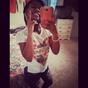 Meet your Posher, Elexis p